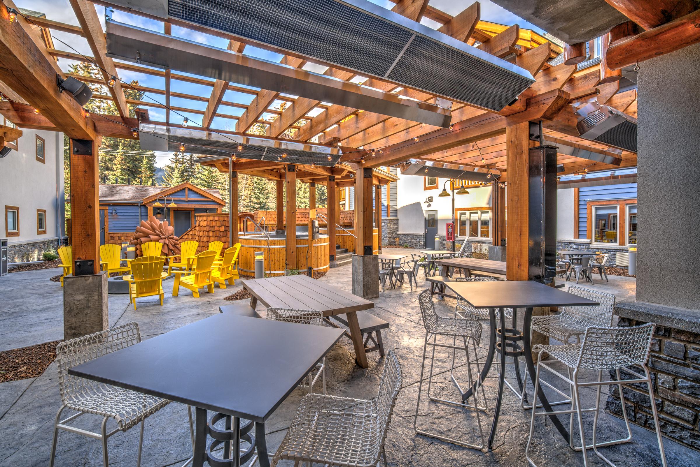 Canalta Lodge Banff Bagian luar foto