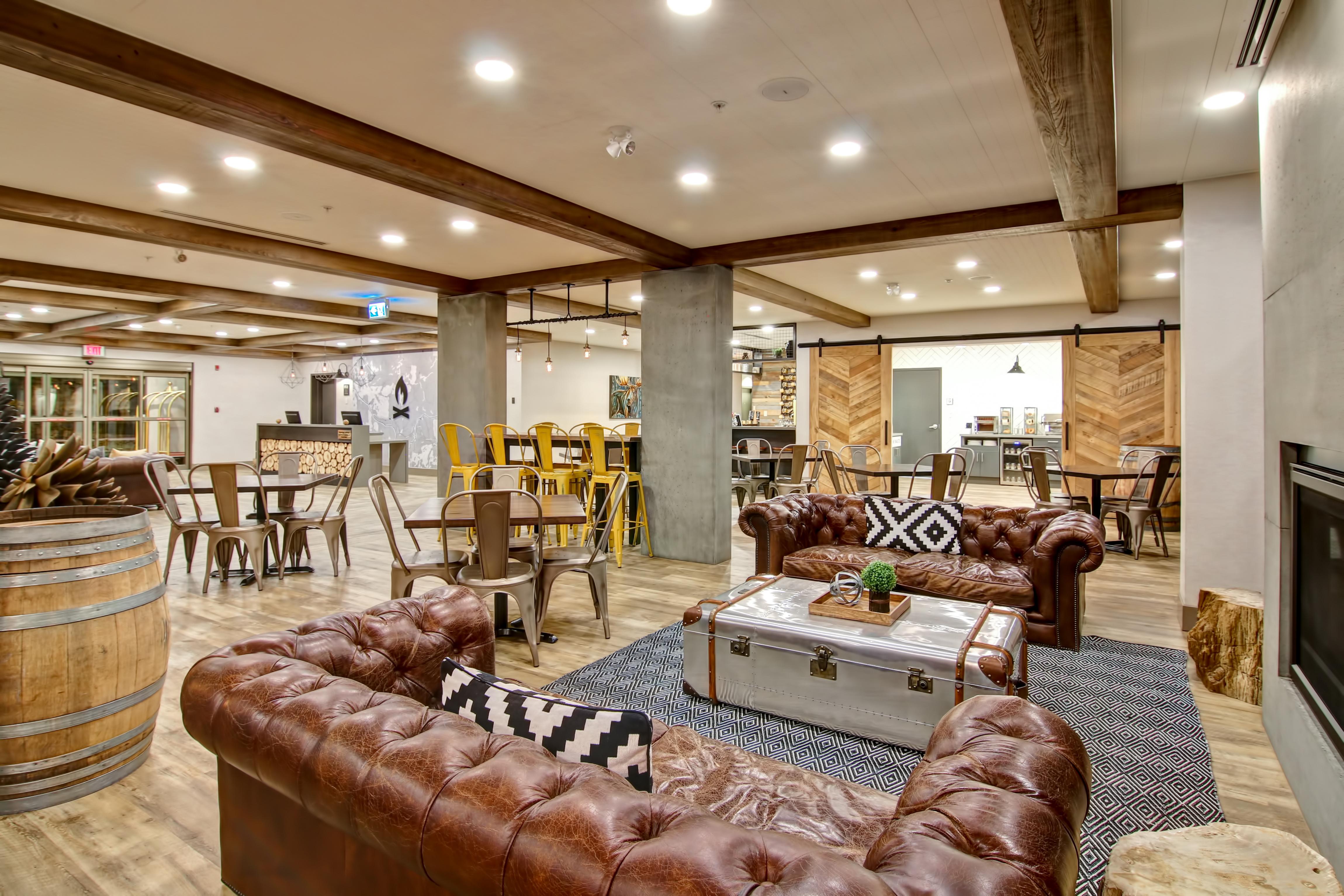 Canalta Lodge Banff Bagian luar foto