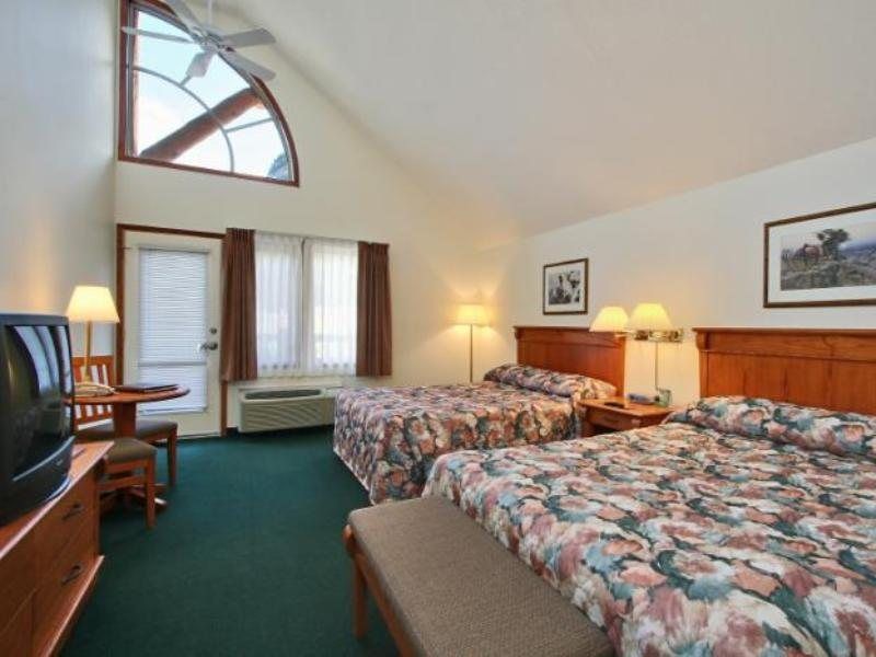 Canalta Lodge Banff Bagian luar foto