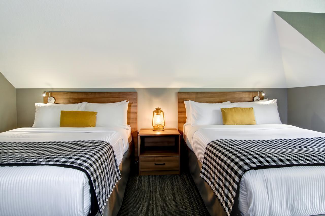 Canalta Lodge Banff Bagian luar foto
