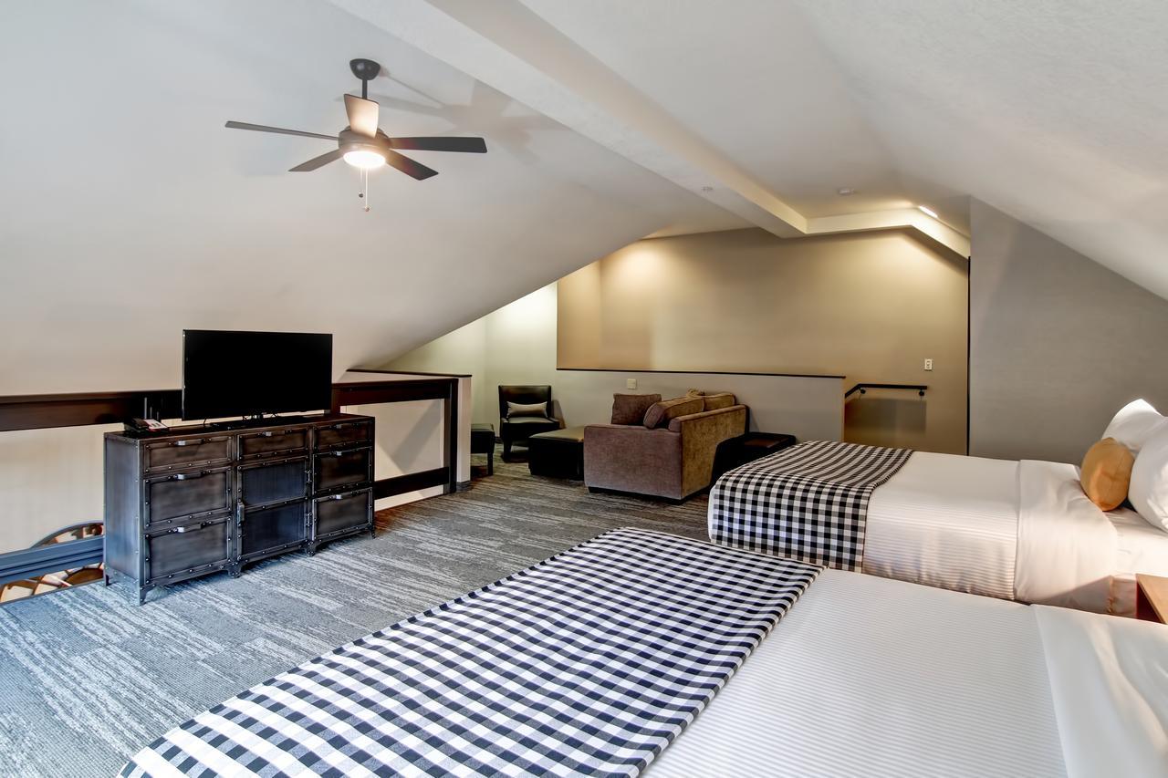 Canalta Lodge Banff Bagian luar foto